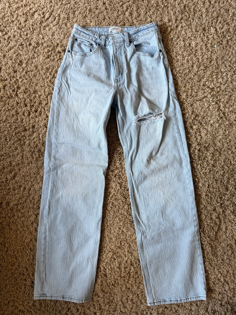 Abercrombie & Fitch Light Blue Relaxed Jean